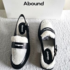 NWT Abound Lucuina Faux Shearling Slingback Loafer Mule Size 8 Black/White
